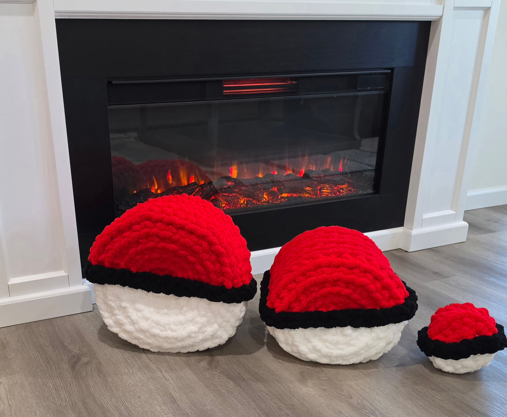 HAND KNIT "POKE BALL" PET CAVE