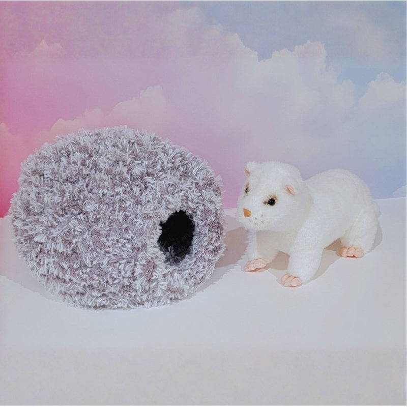 Hand Knit Cozy Small Pet Cave