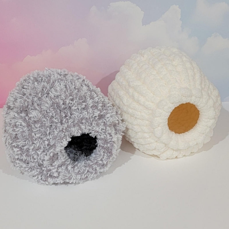 Hand Knit Cozy Small Pet Cave