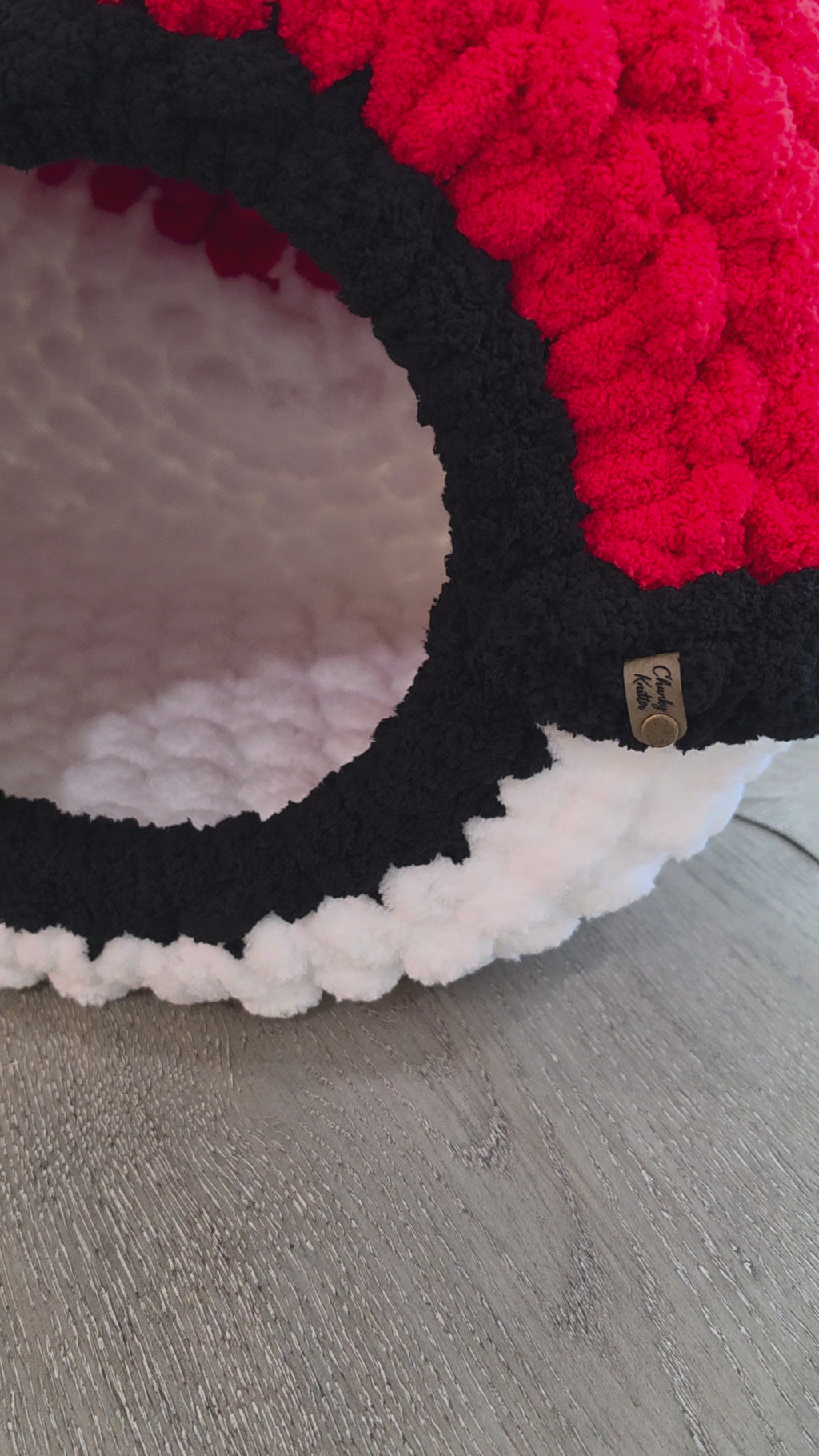 HAND KNIT "POKE BALL" PET CAVE