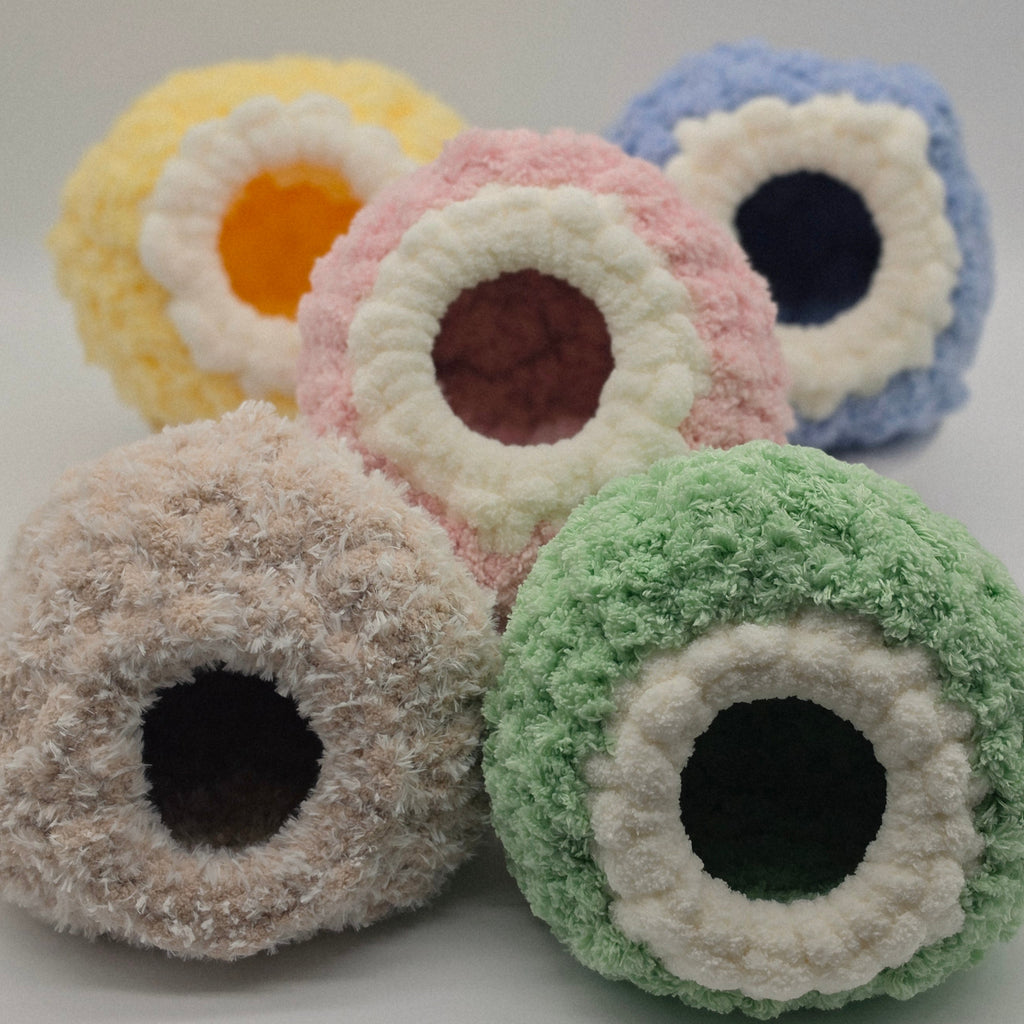 Hand Knit Tiny Cozy Pet Nest Cave