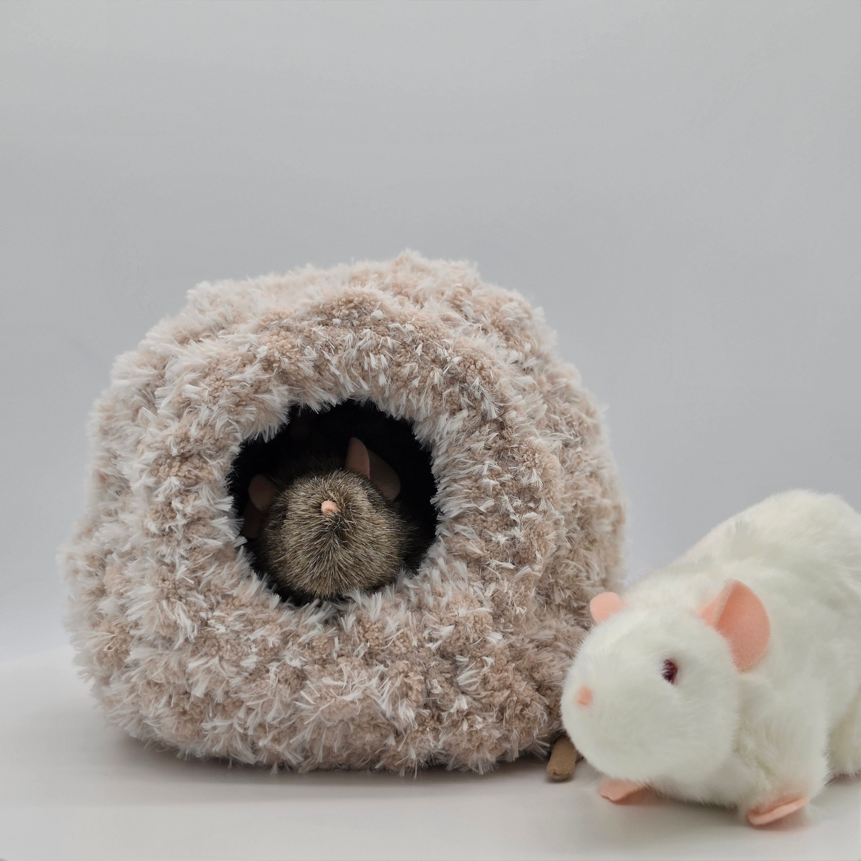 Hand Knit Tiny Cozy Pet Nest Cave