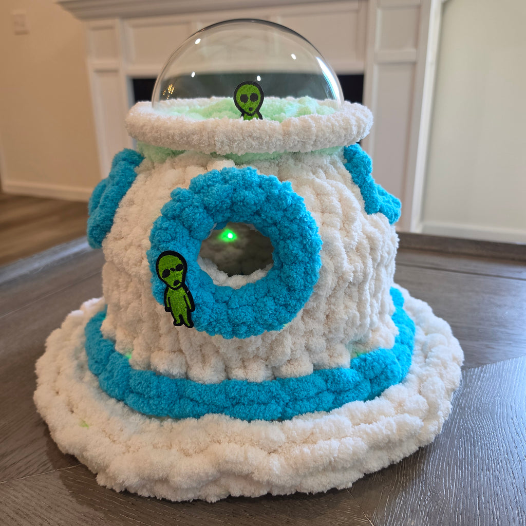 Chunky Hand Knit UFO Pet Cave — Handmade Novelty Bed for Ferrets & Small Pets