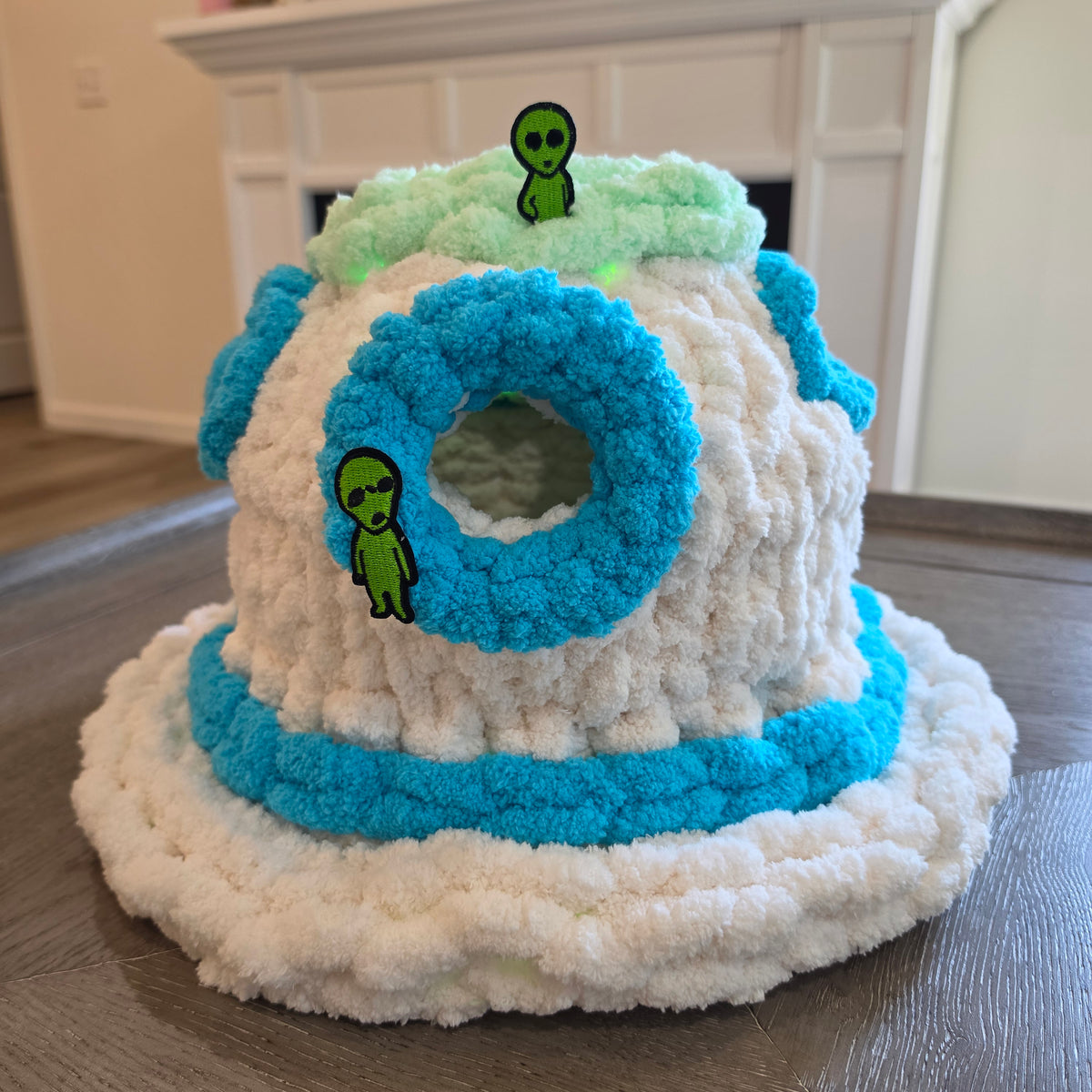 Chunky Hand Knit UFO Pet Cave — Handmade Novelty Bed for Ferrets & Small Pets